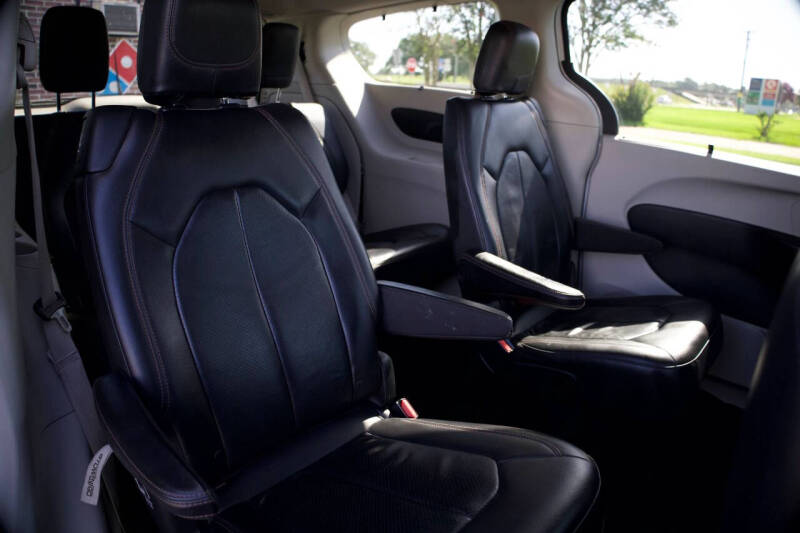 2018 Chrysler Pacifica Touring L