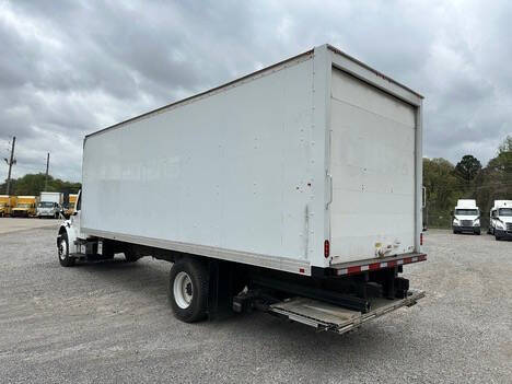 2019 Freightliner M2 106