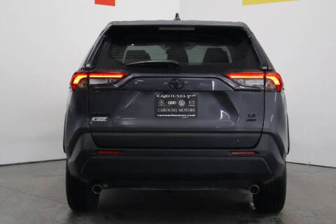2023 Toyota RAV4 LE