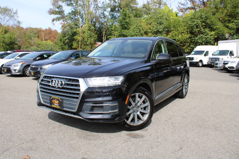 2018 Audi Q7 Premium Plus's photo