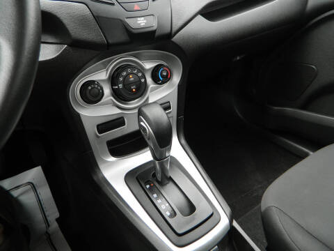 2014 Ford Fiesta SE