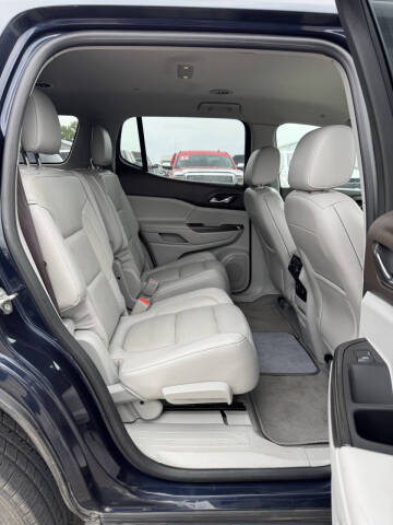 2017 GMC Acadia SLT-1