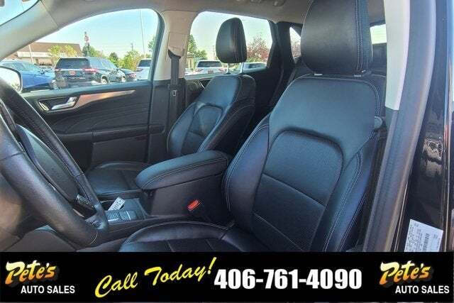 2021 Ford Escape Titanium