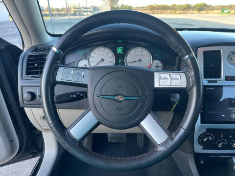 2006 Chrysler 300 SRT-8