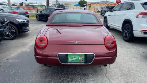 2004 Ford Thunderbird Deluxe