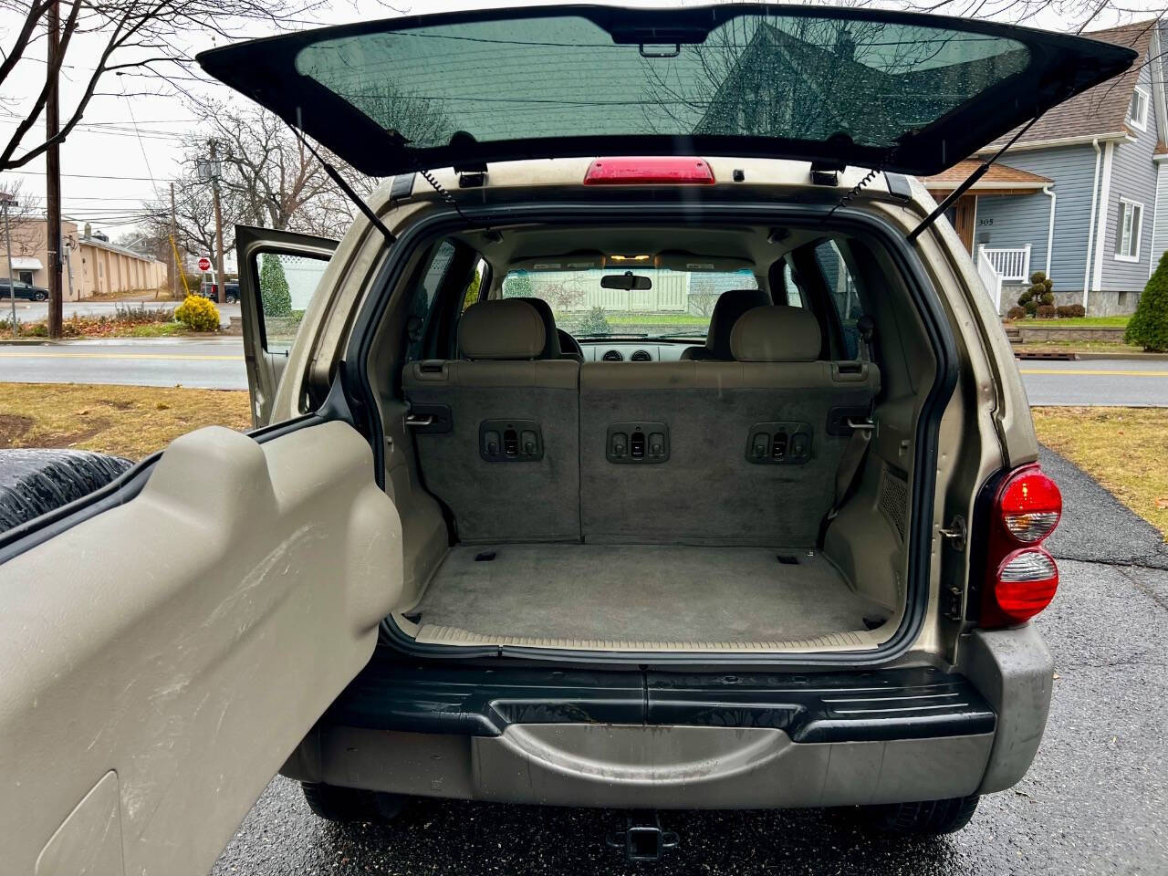 2007 Jeep Liberty for sale at H&M Used Cars in Passaic, NJ