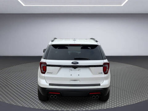 2018 Ford Explorer Sport