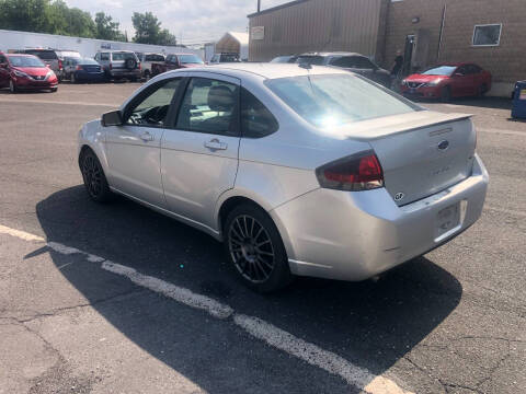 2011 Ford Focus Sport SES