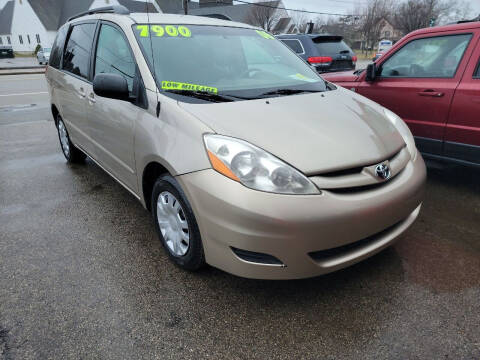 2006 Toyota Sienna for sale at TC Auto Repair and Sales Inc in Abington MA