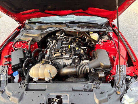 2022 Ford Mustang EcoBoost