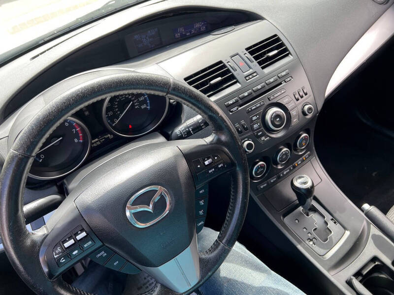 2013 Mazda MAZDA3 i Touring