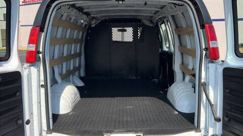 2024 Chevrolet Express 2500