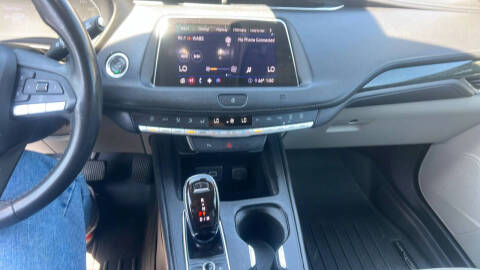 2020 Cadillac XT4 Premium Luxury