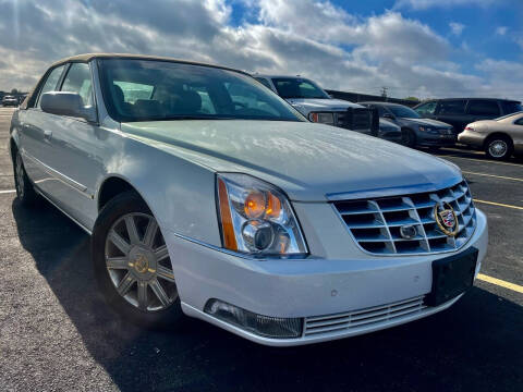 2006 Cadillac DTS for sale at Hatimi Auto LLC in Buda TX
