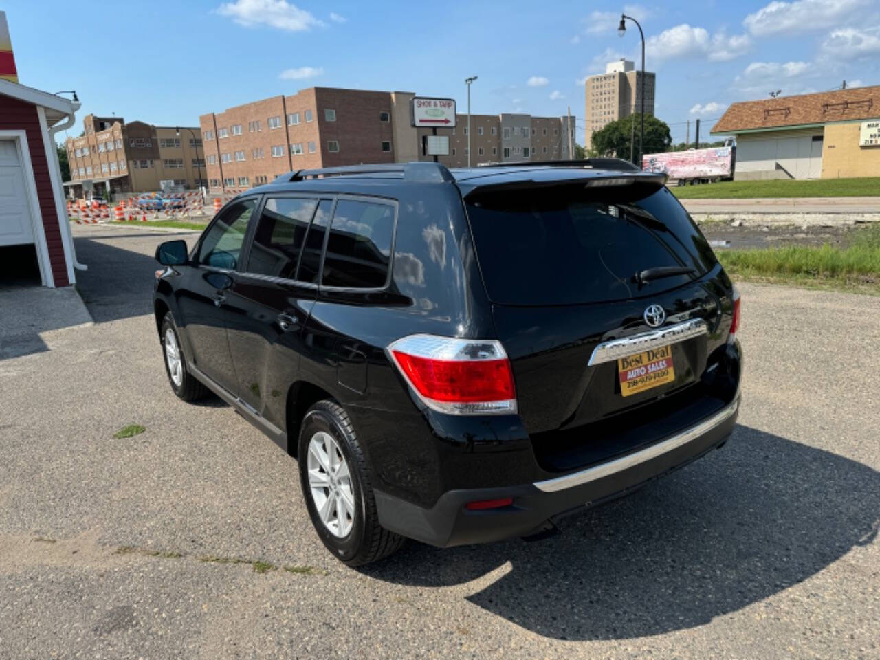 2013 Toyota Highlander for sale at BEST DEAL AUTO SALES in Moorhead, MN