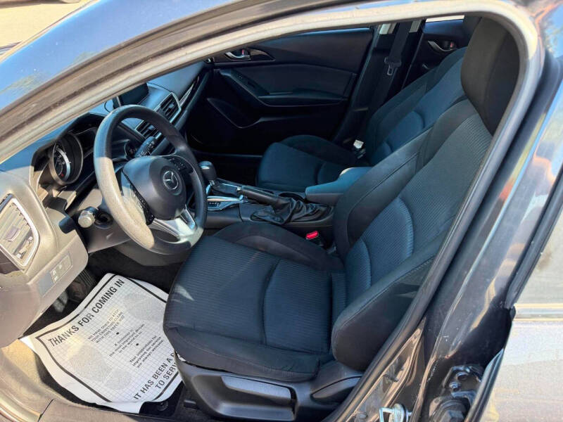 2016 Mazda MAZDA3 i Sport