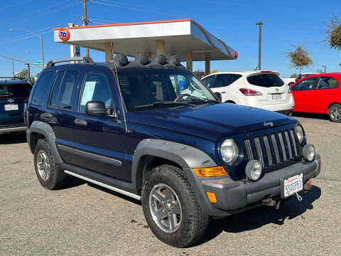 2006 Jeep Liberty for sale at Deruelle's Auto Sales in Shingle Springs CA