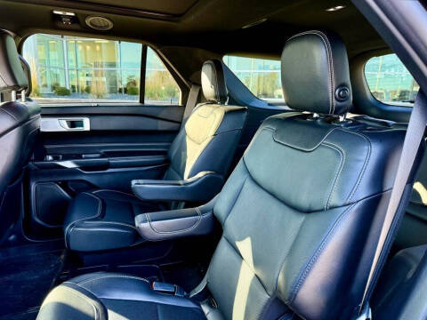 2020 Ford Explorer ST