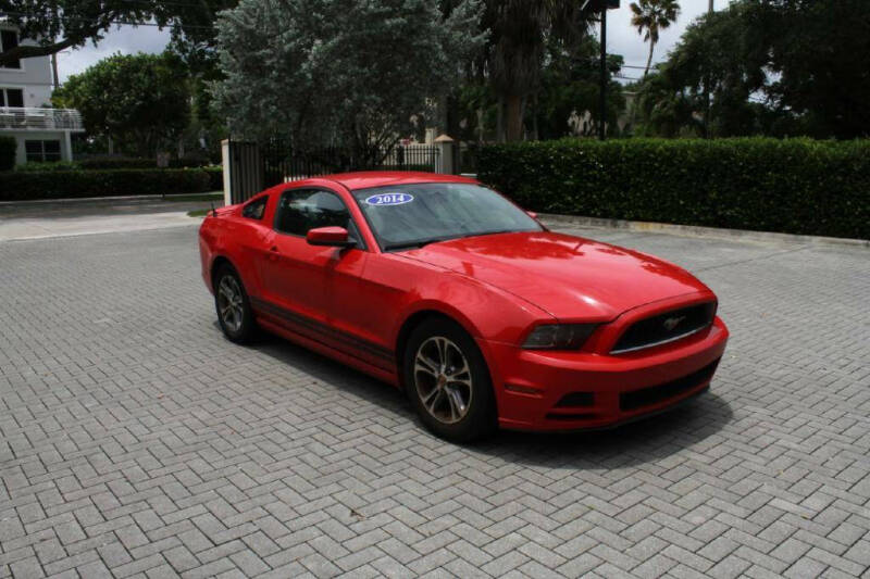 2014 Ford Mustang V6