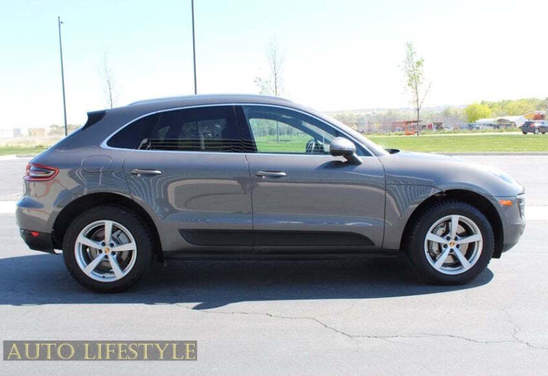 2015 Porsche Macan S