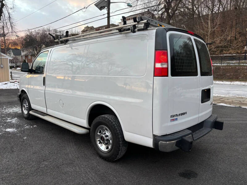 2017 GMC Savana 2500