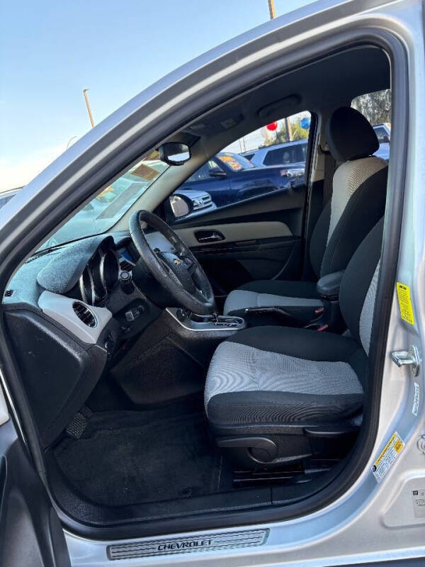 2011 Chevrolet Cruze LS