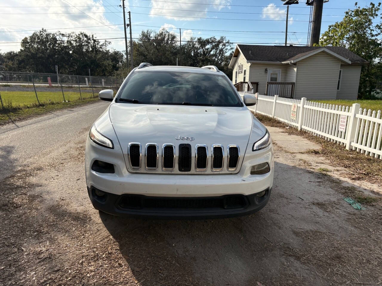 2016 Jeep Cherokee for sale at Hobgood Auto Sales in Land O Lakes, FL