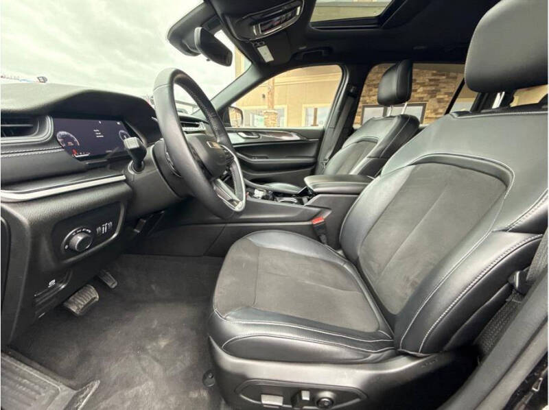 2022 Jeep Grand Cherokee L Altitude