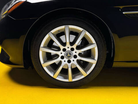 2017 Mercedes-Benz SLC SLC 300