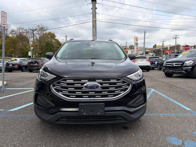 2020 Ford Edge SE