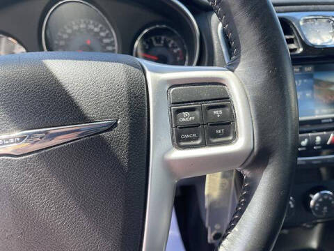 2014 Chrysler 200 Limited