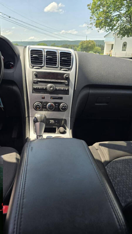 2011 GMC Acadia SLE