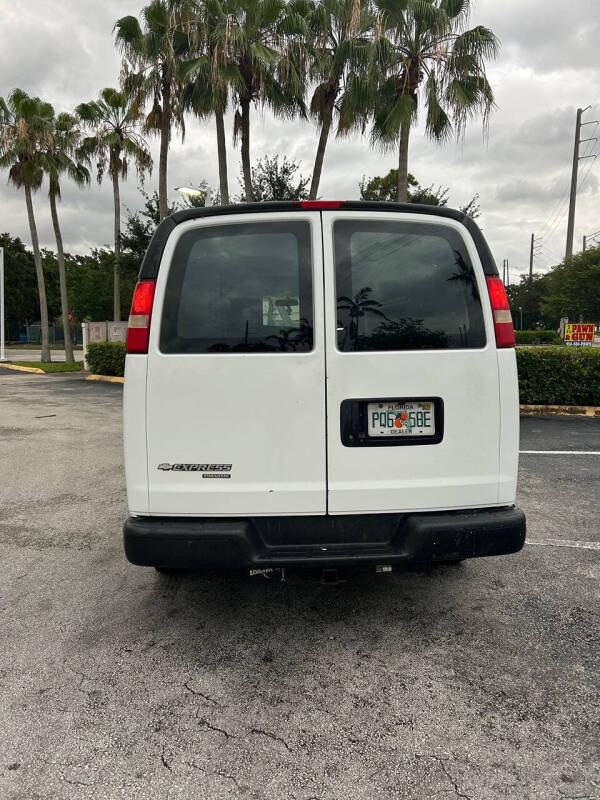 2015 Chevrolet Express 2500