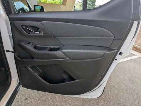 2020 Chevrolet Traverse LT Cloth