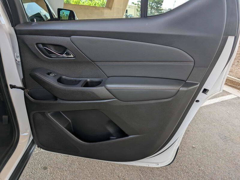 2020 Chevrolet Traverse LT Cloth