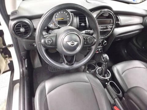 2016 MINI Hardtop 2 Door Cooper