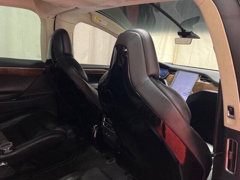 2017 Tesla Model X 75D