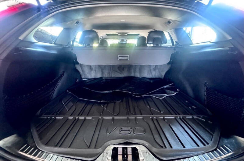 2016 Volvo V60 T5 Drive-E Premier