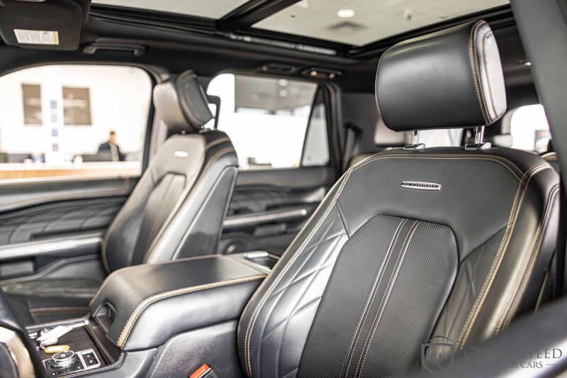 2022 Ford Expedition MAX Platinum