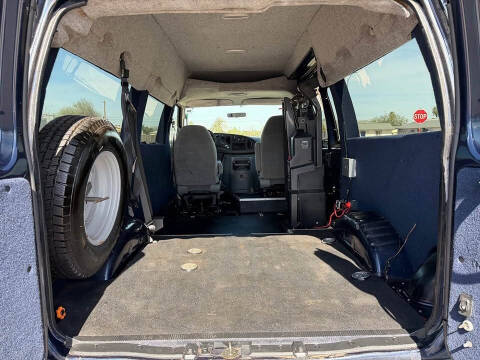2003 Ford E-Series