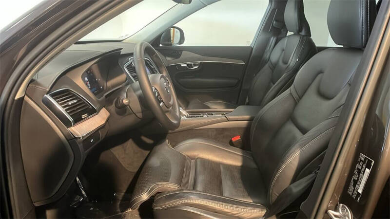 2023 Volvo XC90 B6 Ultimate Bright Theme 7P