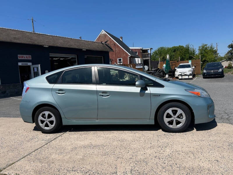 2014 Toyota Prius Two