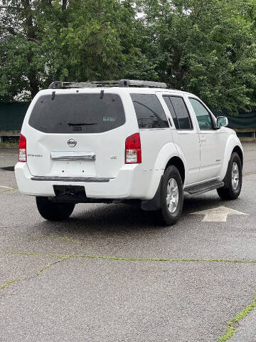 2005 Nissan Pathfinder SE Off Road