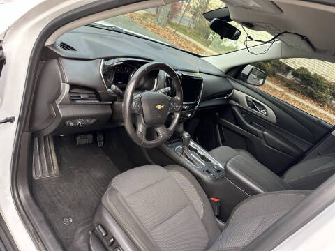 2018 Chevrolet Traverse LT Cloth