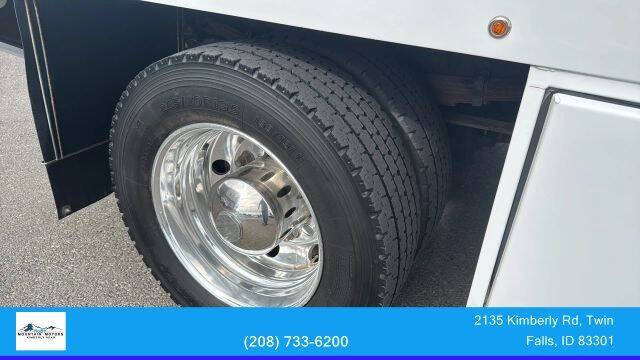 2021 Chevrolet Silverado 5500HD