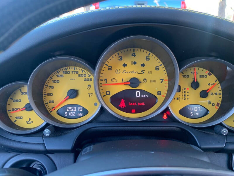 2013 Porsche 911 Turbo S