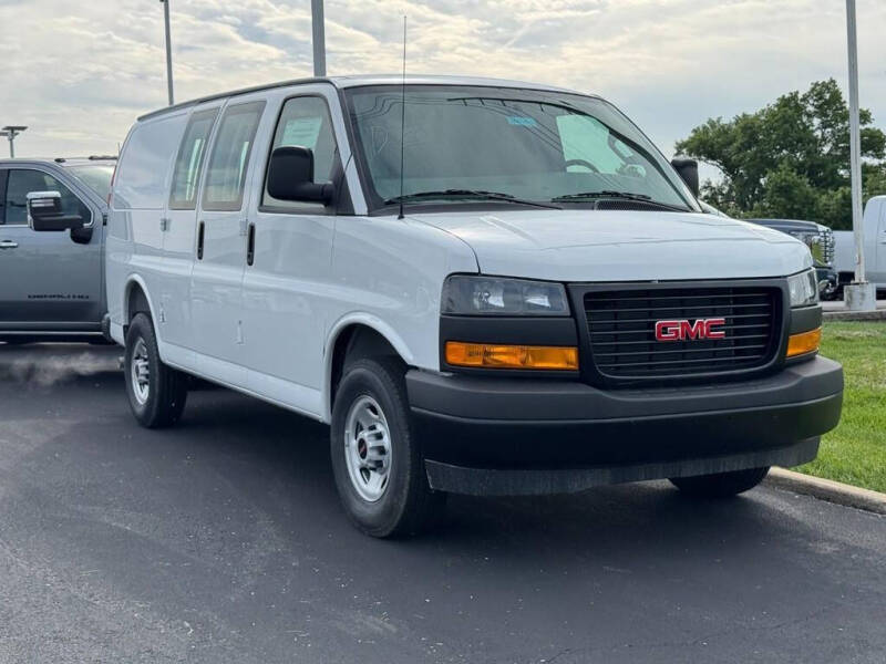 2026 GMC Savana 2500