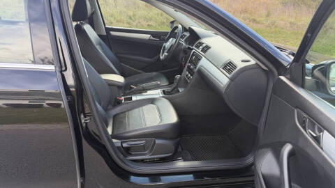 2012 Volkswagen Passat SE PZEV