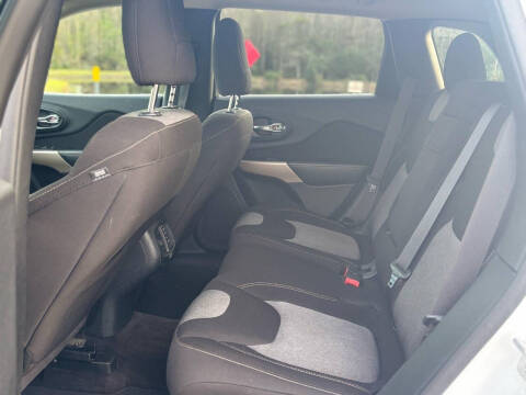 2018 Jeep Cherokee Latitude