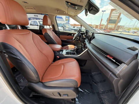 2022 Kia Carnival SX